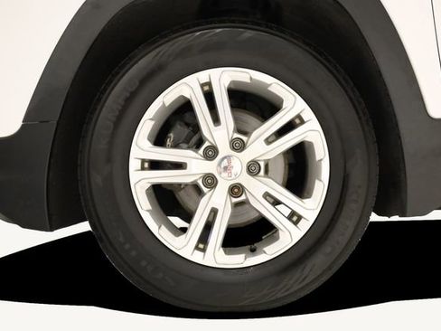 Used 2020 GMC Terrain SLE w/ Driver Convenience Package image 9