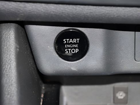 Used 2024 Nissan Rogue SL w/ SL Premium Package image 20