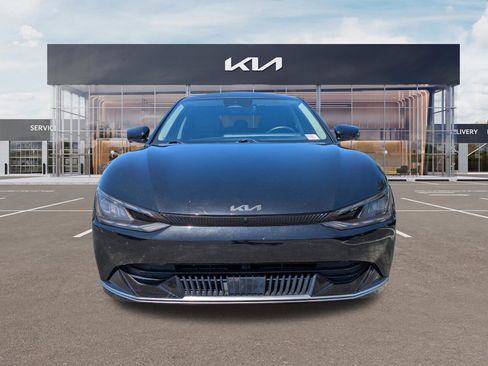 Certified 2022 Kia EV6 Wind w/ Wind Technology Package image 7