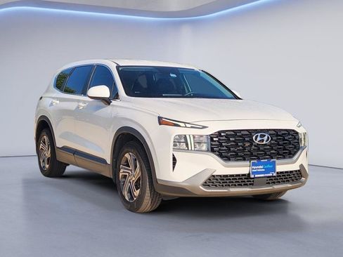 Used 2023 Hyundai Santa Fe SE FWD image 3