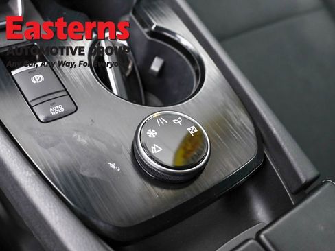 Used 2023 Nissan Rogue S image 21