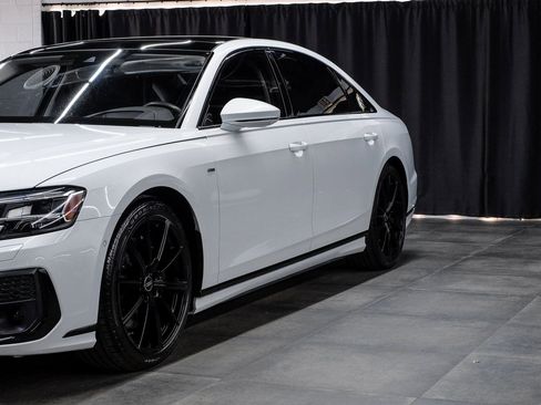 Used 2022 Audi A8 L 3.0T w/ Luxury Package image 8