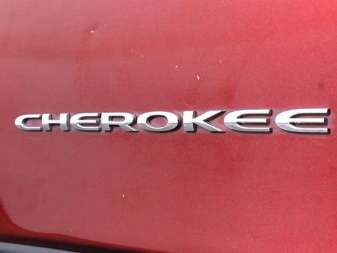 Used 2020 Jeep Cherokee Limited AWD/4WD image 41