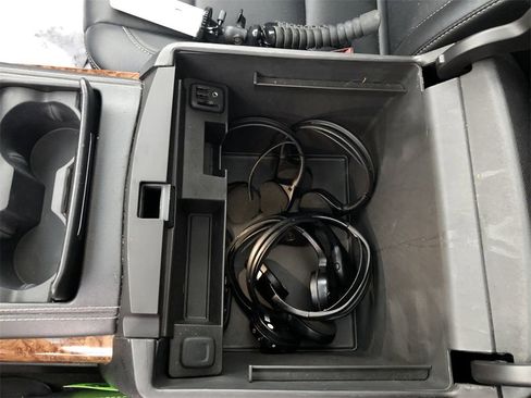 Used 2015 Chevrolet Tahoe LTZ image 20