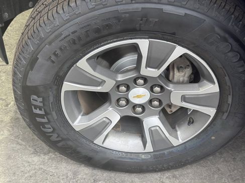 Used 2015 Chevrolet Colorado Z71 image 10