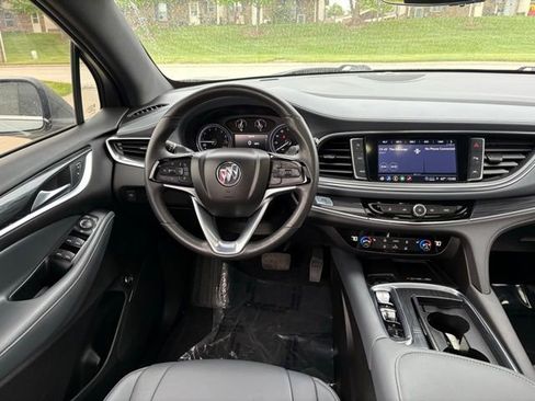 Used 2023 Buick Enclave Essence w/ Experience Buick Package AWD/4WD image 23