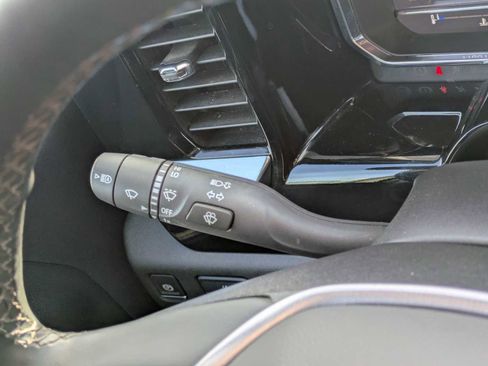 Used 2025 GMC Sierra 3500 SLE w/ SLE Convenience Package image 27