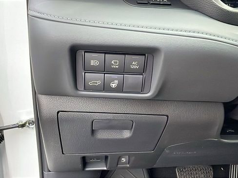 New 2026 Toyota Highlander Limited AWD/4WD image 28