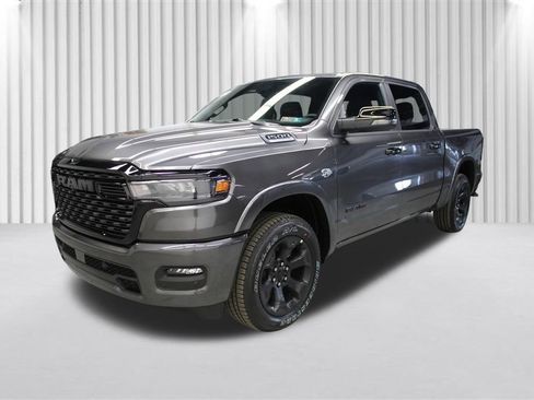 New 2026 RAM 1500 4x4 Crew Cab image 8