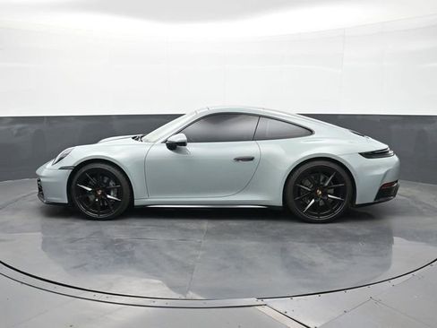 Certified 2025 Porsche 911 Carrera RWD image 2