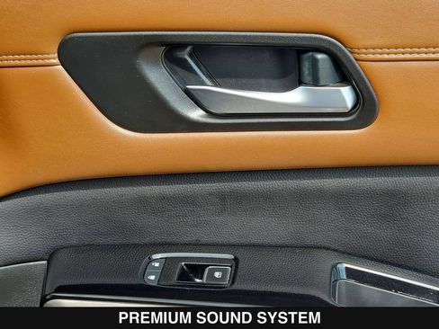 Used 2023 Nissan Pathfinder Platinum w/ Cargo Package FWD image 32