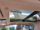 Used 2013 Hyundai Azera w/ Technology Pkg image 2