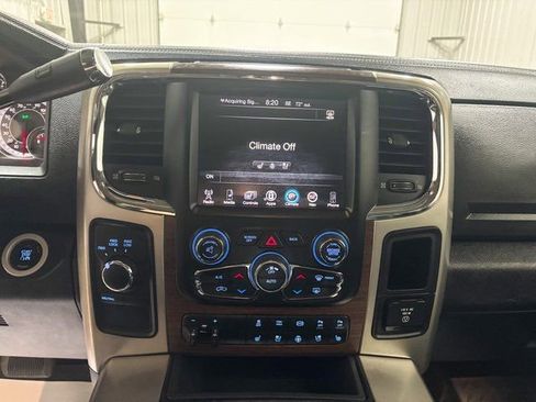 Used 2016 RAM 2500 Laramie w/ Convenience Group AWD/4WD image 15