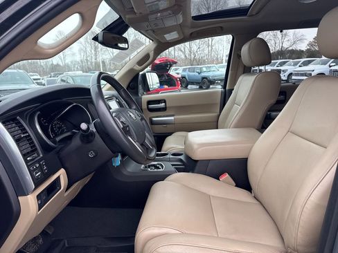 Used 2019 Toyota Sequoia Limited image 9