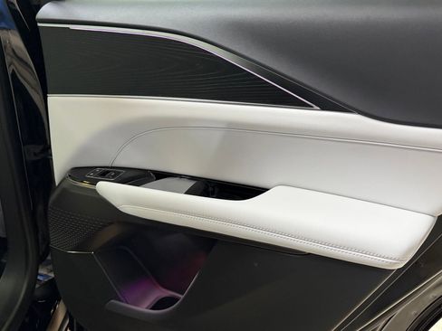 New 2026 Cadillac Lyriq Sport AWD/4WD image 45