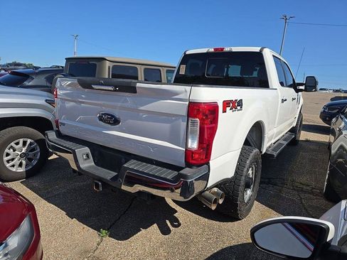 Used 2019 Ford F350 Lariat w/ Chrome Package AWD/4WD image 6