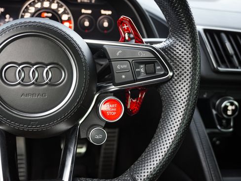 Used 2020 Audi R8 V10 AWD/4WD image 19
