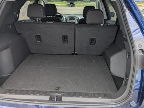 Used 2023 Chevrolet Equinox LT FWD image 20