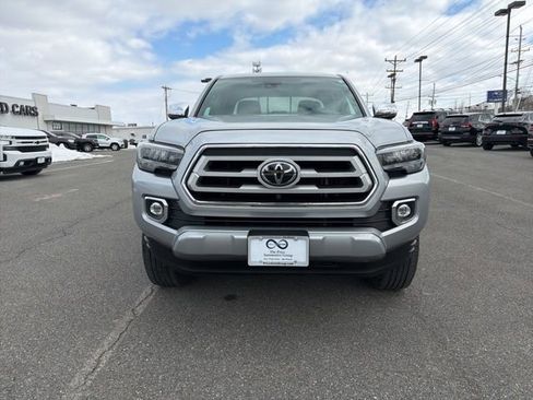 Used 2023 Toyota Tacoma Limited image 3
