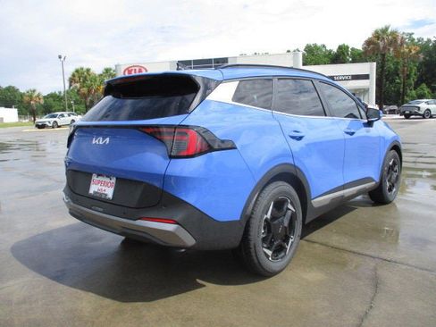 New 2026 Kia Sportage EX w/ EX Panorama Roof Package image 3