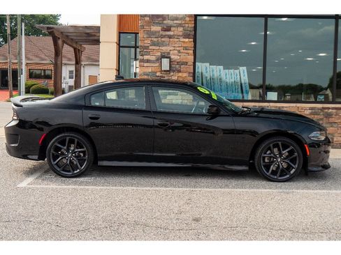 Used 2021 Dodge Charger R/T w/ Blacktop Package RWD image 2