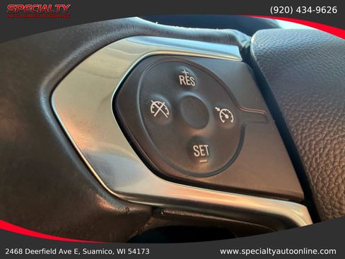 Used 2018 Chevrolet Traverse LT image 18