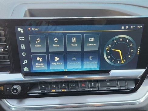 Used 2023 Chevrolet Silverado 1500 High Country w/ High Country Premium Package image 5