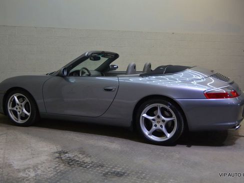 Used 2002 Porsche 911 Cabriolet image 34