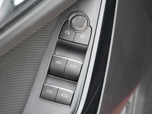 Used 2025 Chevrolet Equinox RS image 27