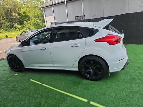Used 2016 Ford Focus RS AWD/4WD image 10