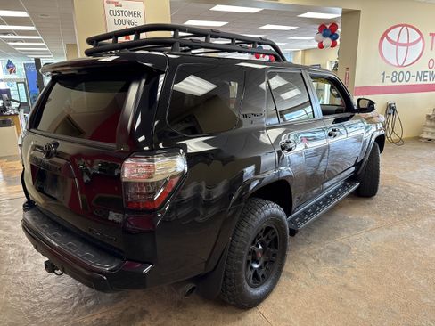 Used 2020 Toyota 4Runner TRD Pro AWD/4WD image 9