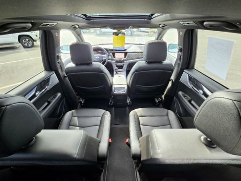 Used 2023 Cadillac XT6 Premium Luxury image 45