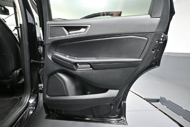 Used 2022 Ford Edge SEL AWD/4WD image 34