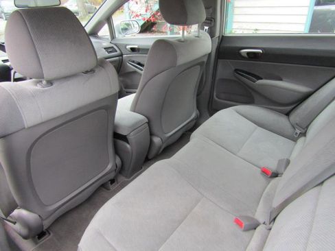 Used 2010 Honda Civic LX image 5