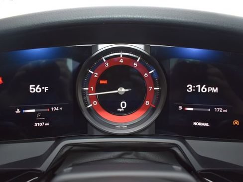 Used 2024 Porsche 911 Carrera T RWD image 22