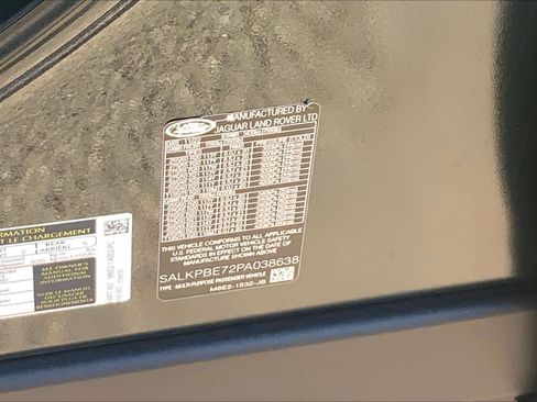 Used 2023 Land Rover Range Rover Long Wheelbase SE AWD/4WD image 37