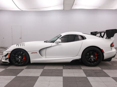Used 2016 Dodge Viper GTC w/ ACR Package RWD image 8