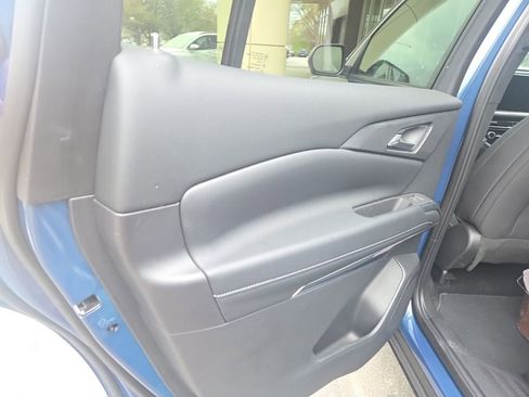 Used 2024 Chevrolet Traverse LT w/ Trailering Package image 9