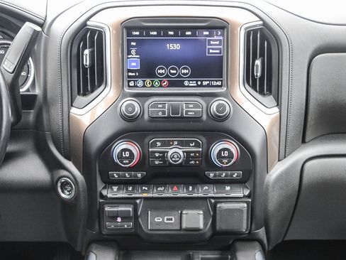 Used 2022 Chevrolet Silverado 3500 High Country image 12