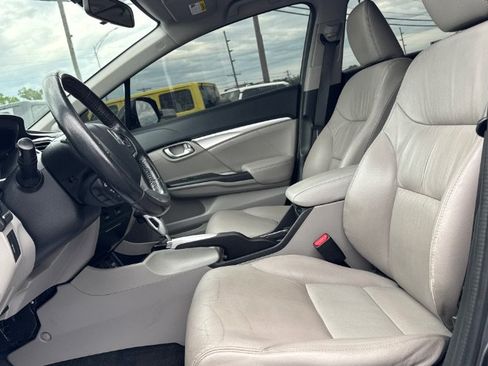 Used 2013 Honda Civic EX-L image 19