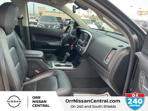 Used 2018 Chevrolet Colorado ZR2 w/ ZR2 Midnight Special Edition image 11