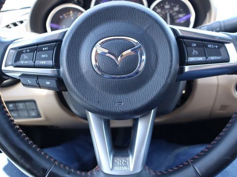 Used 2017 MAZDA MX-5 Miata RF Grand Touring RWD image 40
