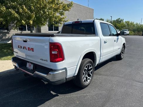 Used 2025 RAM 1500 Laramie AWD/4WD image 3