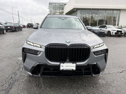 Used 2024 BMW X7 xDrive40i w/ M Sport Package AWD/4WD image 14