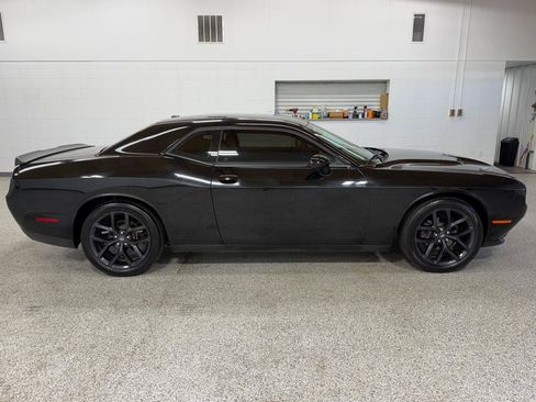 Used 2021 Dodge Challenger SXT w/ Blacktop Package RWD image 5