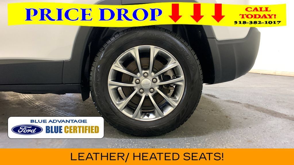 Used 2021 Jeep Cherokee Latitude Lux w/ Comfort/Convenience Group AWD/4WD image 22