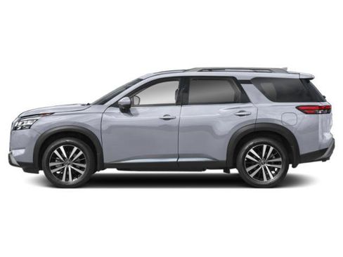 Certified 2025 Nissan Pathfinder Platinum w/ Cargo Package AWD/4WD image 3