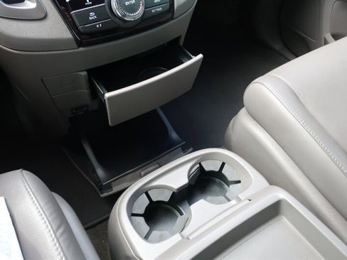 Used 2015 Honda Odyssey EX-L image 22