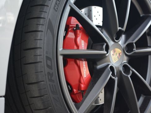 Certified 2022 Porsche 911 Carrera S RWD image 33