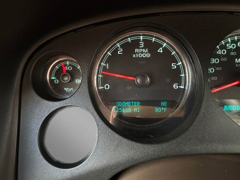 Used 2013 Chevrolet Avalanche LT w/ All-Star Edition AWD/4WD image 9